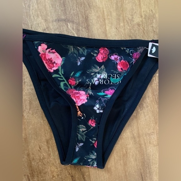 Victoria’s Secret Sydney Logo Itsy Bottom Medium - Picture 3 of 12